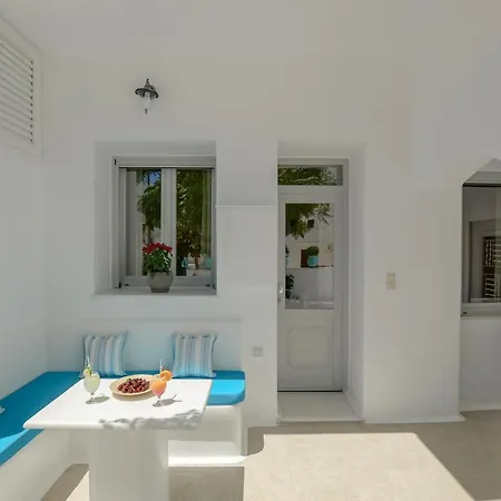 Naxian Heart-walk To Castle, Port & Portara Naxos City