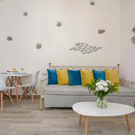 Naxian Heart-walk To Castle, Port & Portara Ferienhaus
